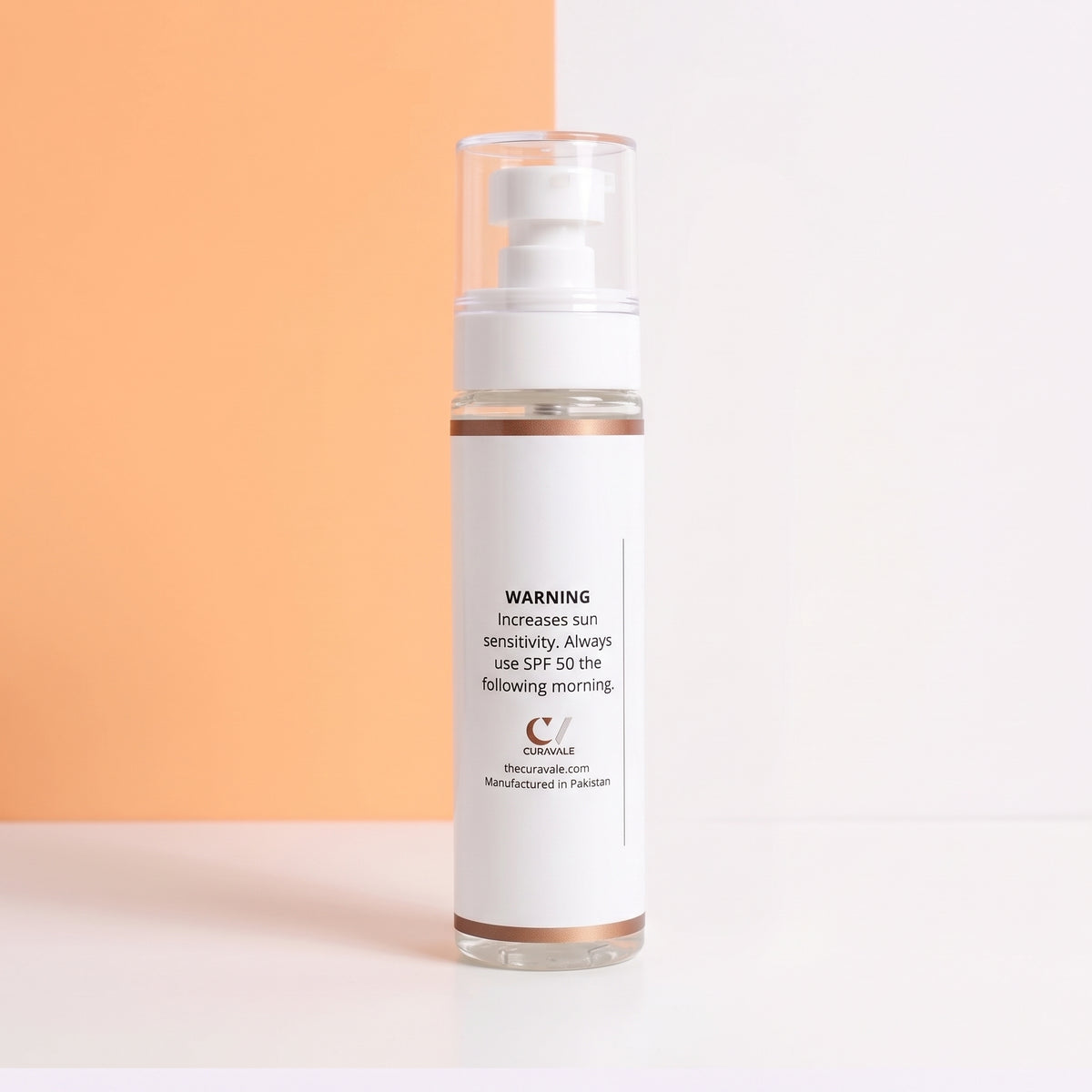 Curavale Radiance Toner Tightens Pores, Balances Skin & Refreshes Complexion